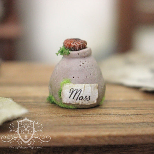 Potion Bottle - Moss Pot